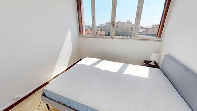 Photo de la chambre 2 du 27 Boulevard De La Révolution 13003 Marseille