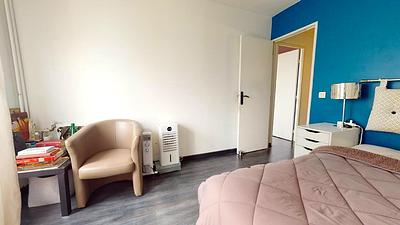 Photo de la chambre 3 du 3 Rue De La Justice Pourpre 95000 Cergy