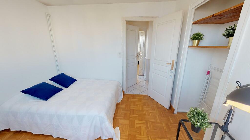 Photo de la chambre 1 du 64 avenue Francis de Pressensé 69200 Vénissieux