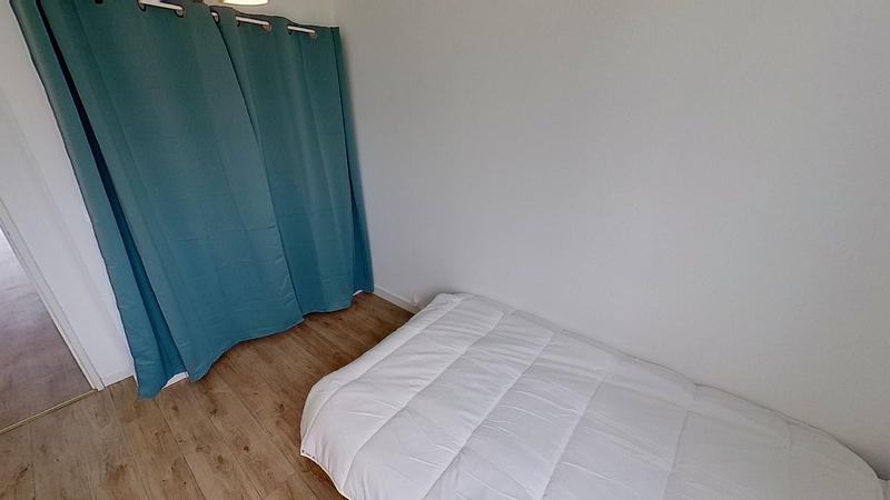 Photo de la chambre 4 du 17 square Béziat Résidence du Parc Palmer IV  33150 Cenon