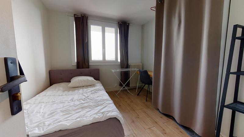 Photo de la chambre 4 du 10 Avenue Commandant l'herminier 69100 Villeurbanne